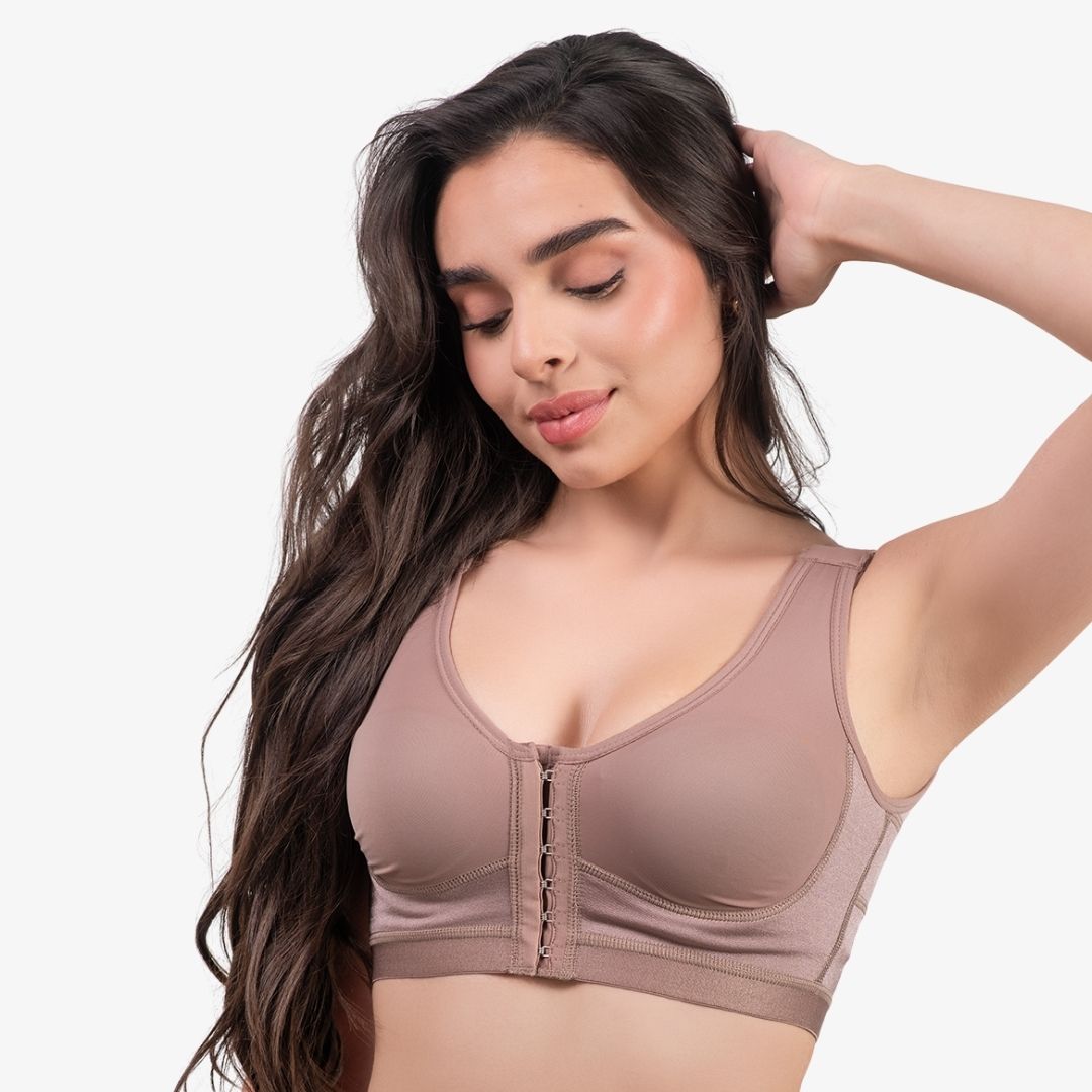 Faja Brasier ofrece soporte estructurado y corrección postural, Soraya by Clinic