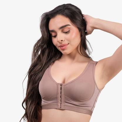 Faja Brasier ofrece soporte estructurado y corrección postural, Soraya by Clinic