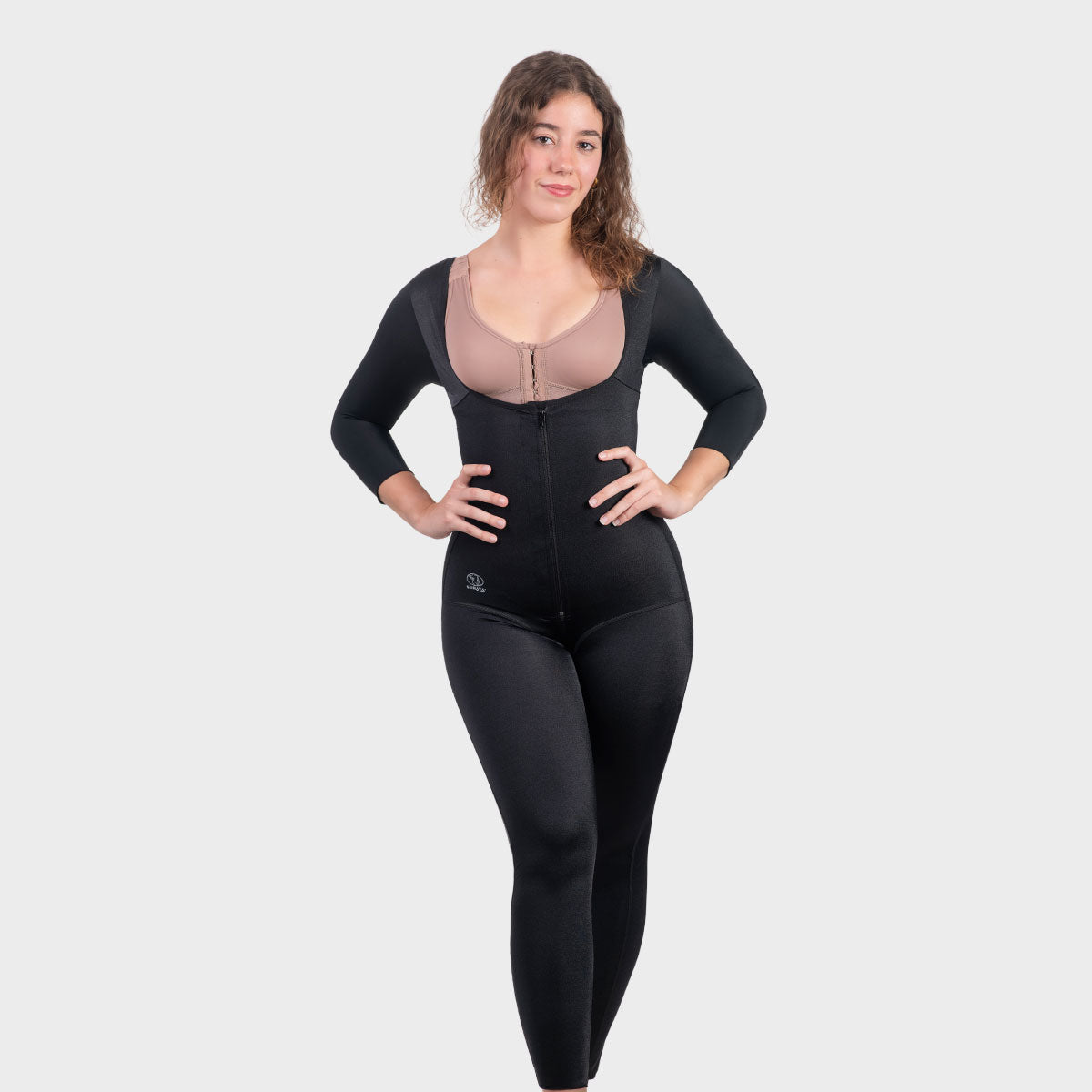 Faja Full Body moldea brazos, muslos y espalda además del abdomen, Soraya by Clinic