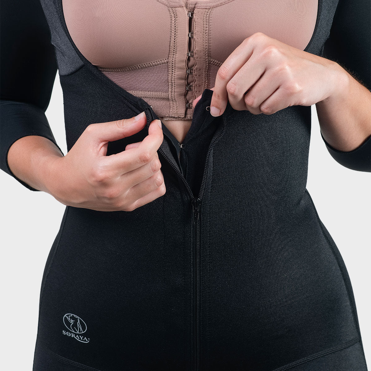 Faja Full Body con diseño largo para máxima cobertura y firmeza, Soraya by Clinic