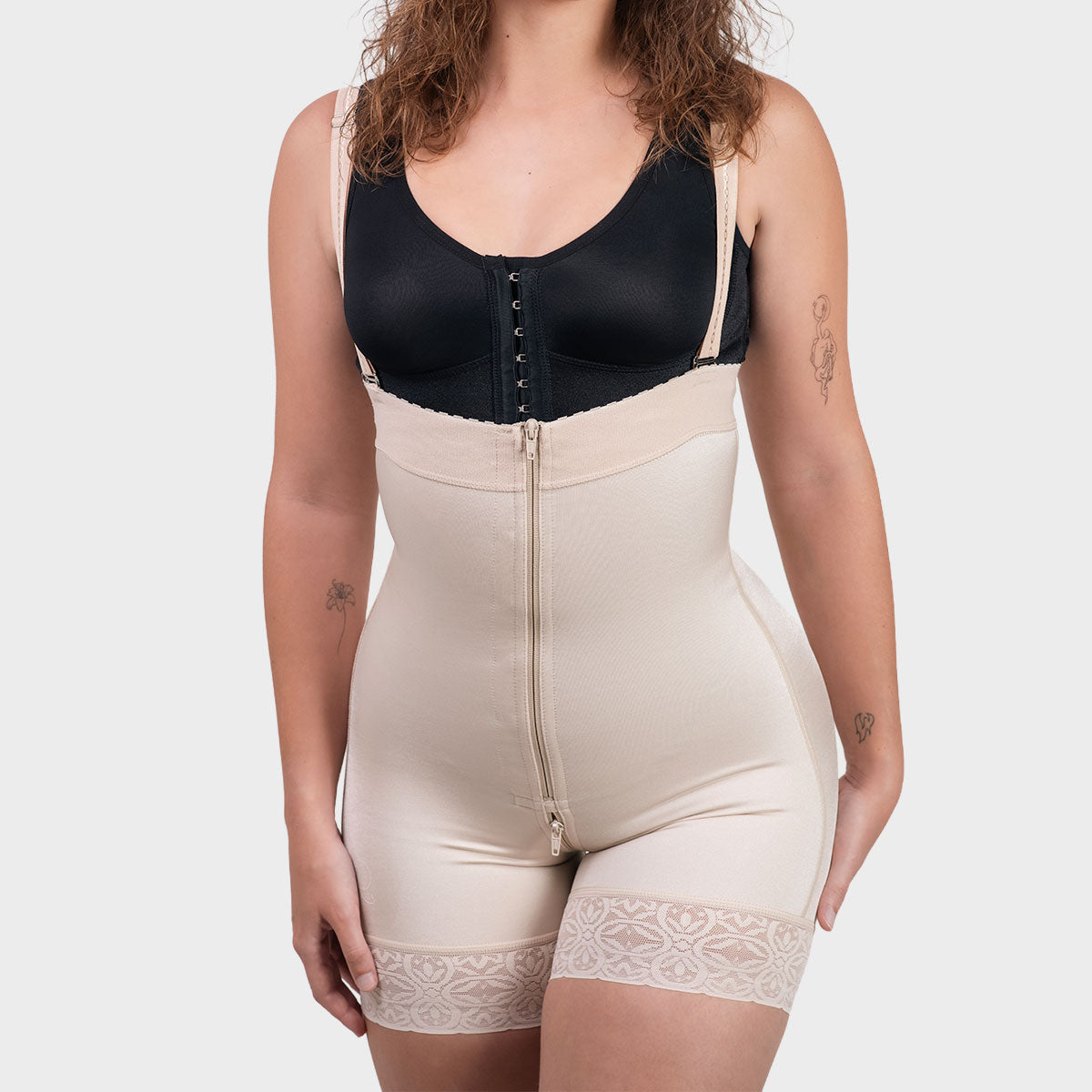 Faja Hollywood con realce natural interno de glúteos, Soraya by Clinic