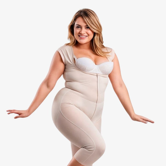 Faja Liposolución moldeado total de abdomen, espalda y muslos, Soraya by Clinic